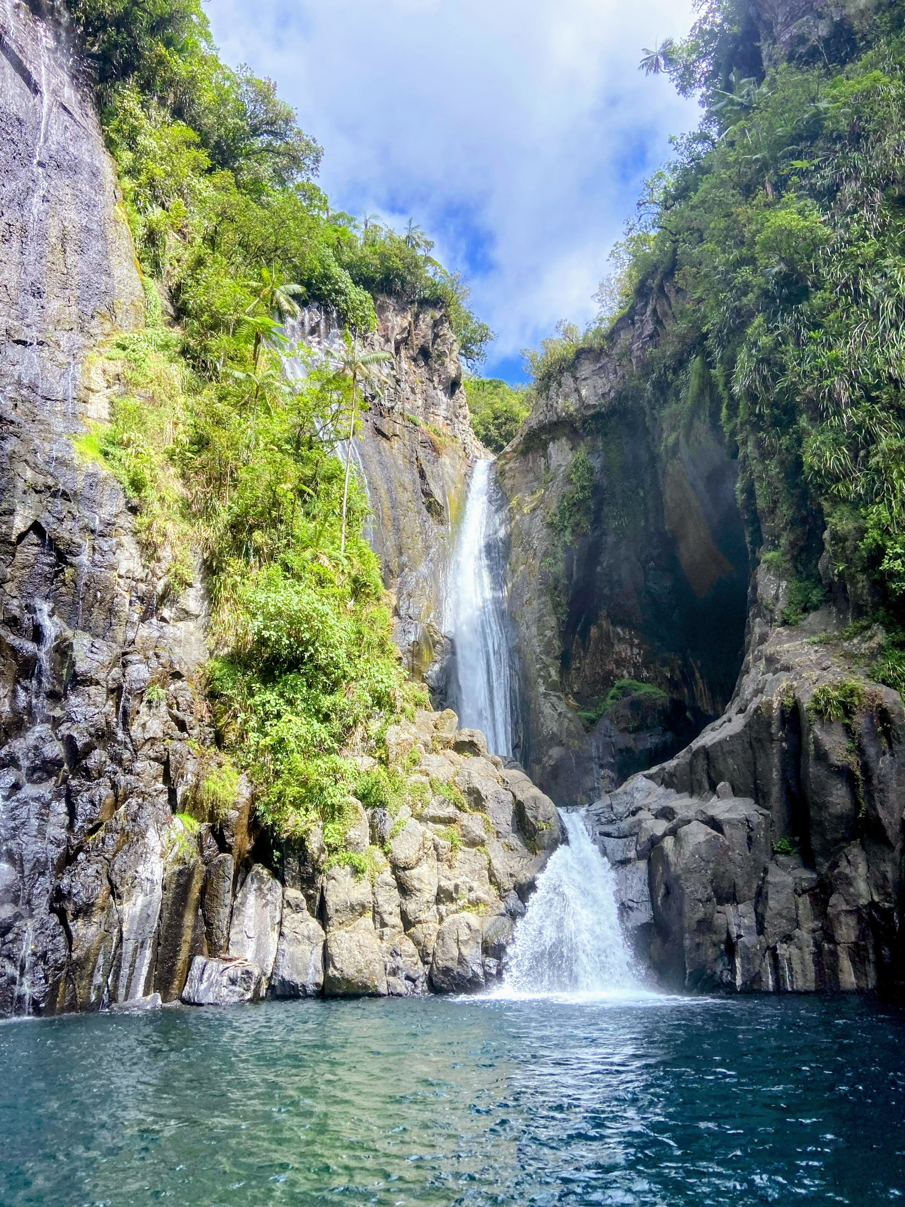 Saut dans les cascades