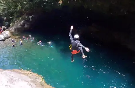Randonnée aquatique de Langevin et ses tyroliennes